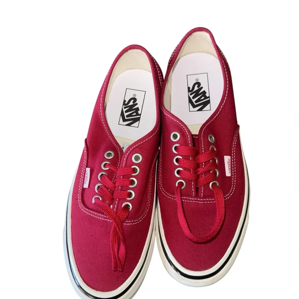 NEW Vans Women's Red Authentic 44 Dx 'Hot N Sweet Chili Pepper' Red M 7.5 W 9